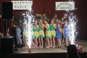 I. HARMONY DANCE TÁNCFESZTIVÁL-A modern táncosok fellépése Adán
