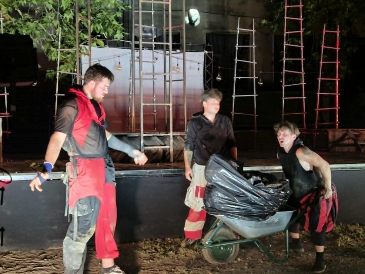 TANYASZÍNHÁZ-Csongor és Tünde az óbecsei nézőknek