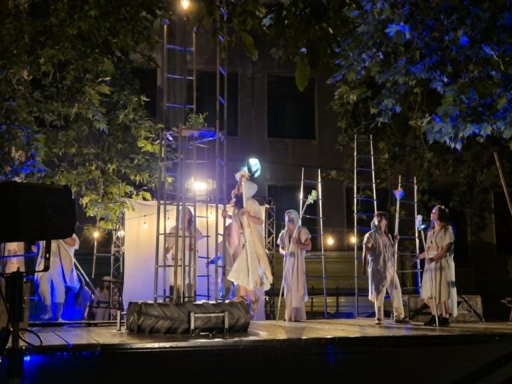 TANYASZÍNHÁZ-Csongor és Tünde az óbecsei nézőknek