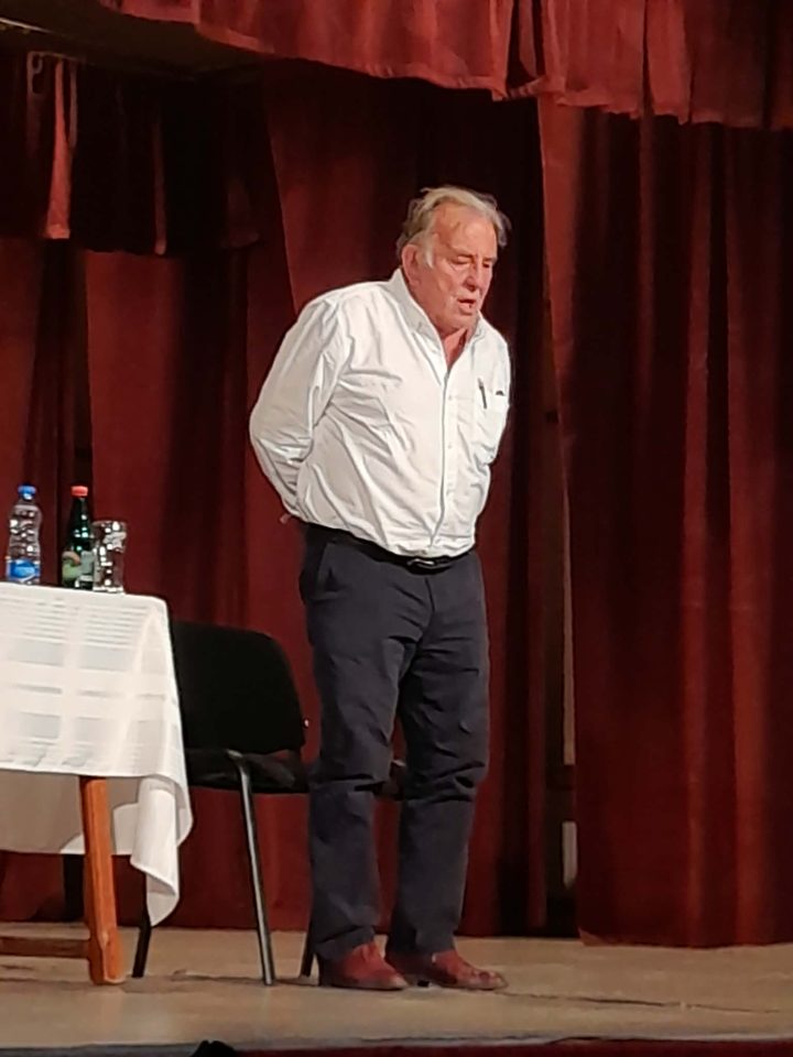 72 ÉV VADKELETEN-Fábry Sándor humorista Óbecsén lépett fel