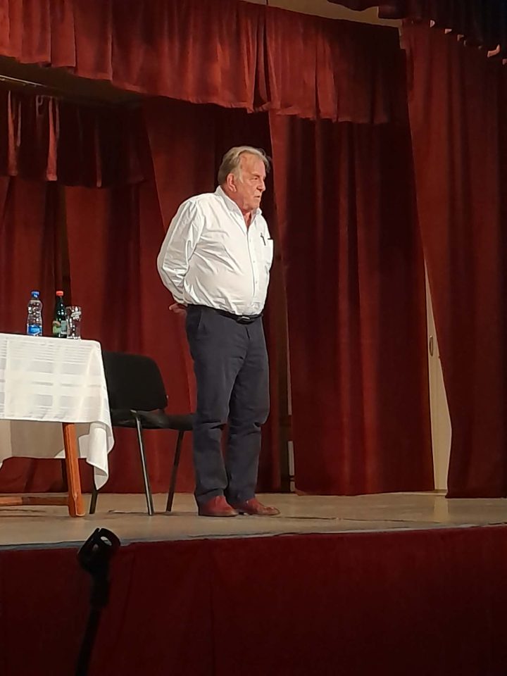 72 ÉV VADKELETEN-Fábry Sándor humorista Óbecsén lépett fel