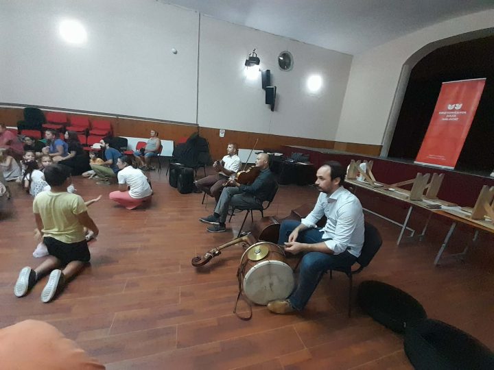 CSALÁDI PROGRAM A NÉPMŰVÉSZET JEGYÉBEN