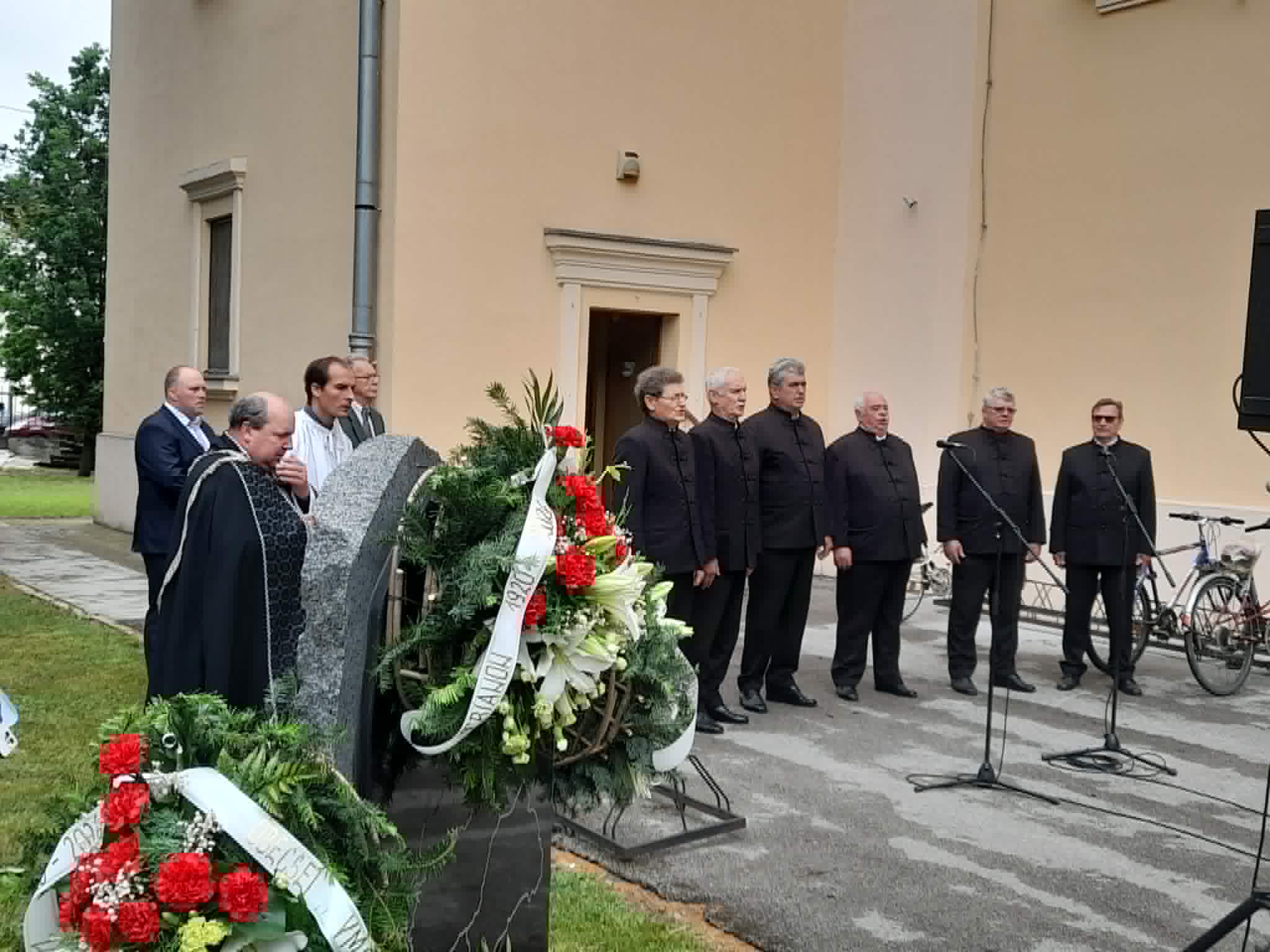 NEMZETI ÖSSZETARTOZÁS NAPJA